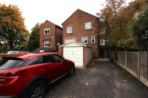 2 bedroom flat to rent, Moss Lane, Timperley, Altrincham