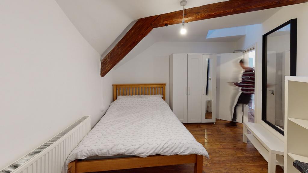 254-Glasshouse-St-Bedroom
