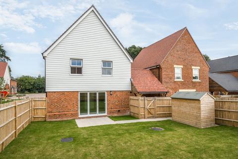 3 bedroom detached house for sale, Yapton, BN18