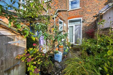 2 bedroom terraced house for sale, Heaton Street, Salford, M7