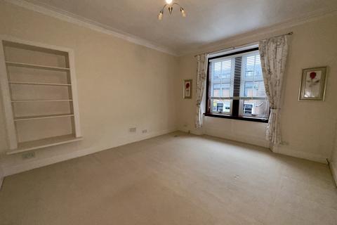 2 bedroom flat to rent, Portland Street, Troon KA10