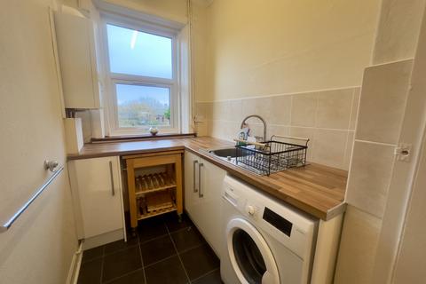 2 bedroom flat to rent, Portland Street, Troon KA10