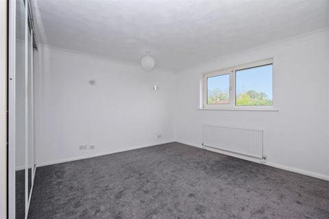 31 Millstream Close, Whitstable, CT5 1RG