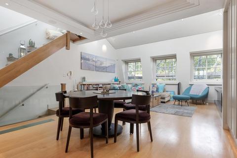 2 bedroom apartment for sale, Cornwall Gardens, South Kensington SW7