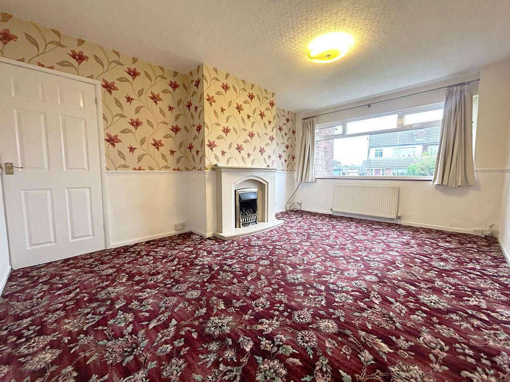 Kinross Avenue, AshtoninMakerfield... 3 bed semidetached house for