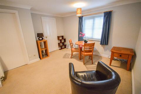 1 bedroom townhouse for sale, Hall Meadow Drive, Halfway, S20