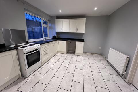 3 bedroom terraced house for sale, Robin Hood Road, Willenhall, Coventry, CV3 3AR