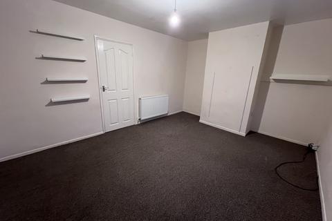 3 bedroom terraced house for sale, Robin Hood Road, Willenhall, Coventry, CV3 3AR