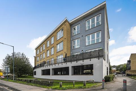 1 bedroom apartment for sale, Admirals Way, Gravesend, Kent