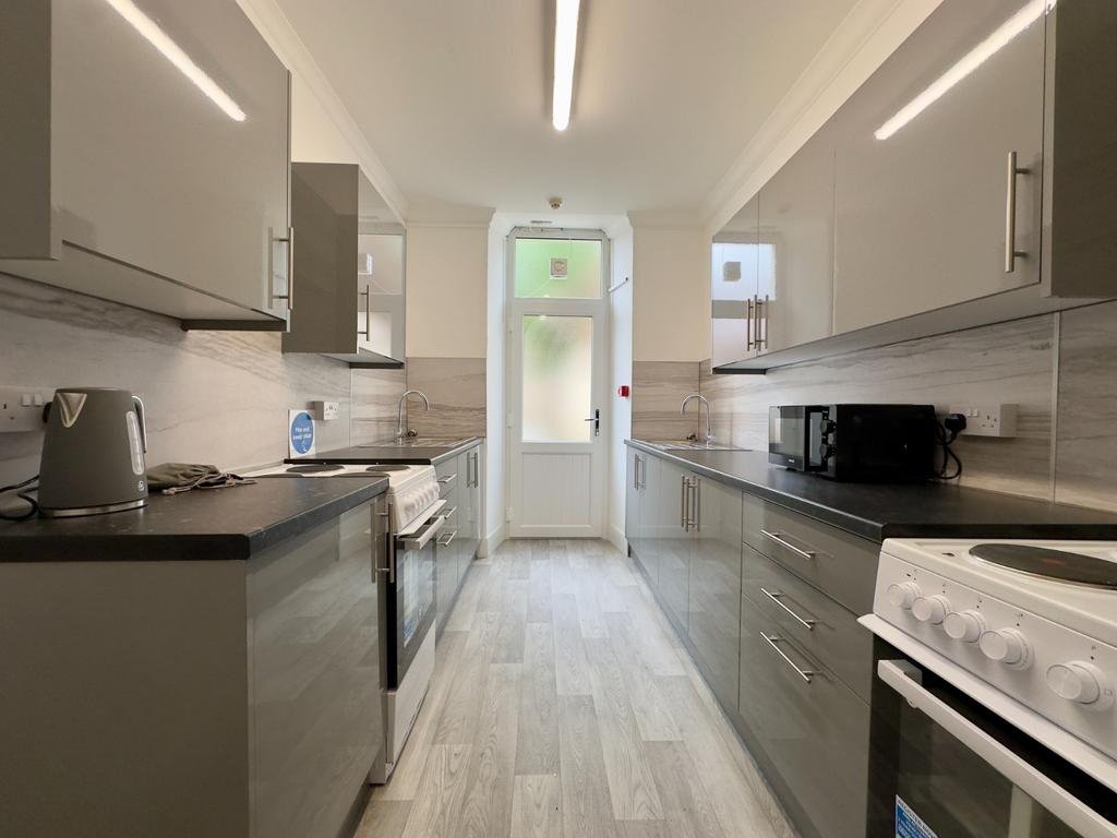 Perth Road, Dundee, DD2 1 bed in a house share to rent £510 pcm (£118 pw)
