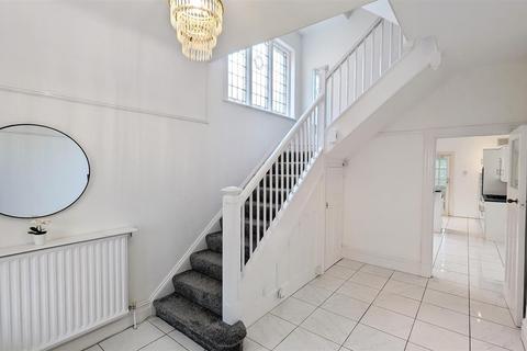 6 bedroom house to rent, Lennox Road South, Southsea