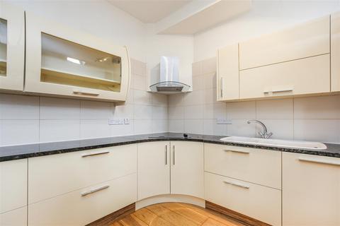 3 bedroom apartment to rent, 38/40 Grainger Street, Newcastle Upon Tyne NE1