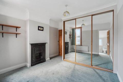 11 Glencoe Road, Bushey, WD23 3DP