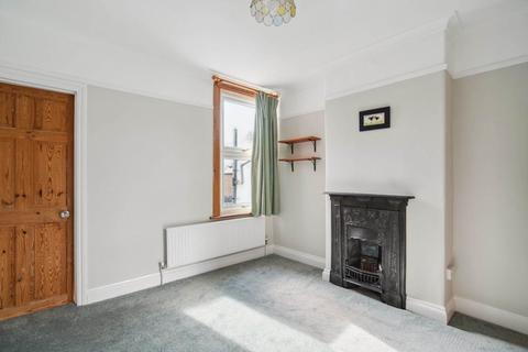 11 Glencoe Road, Bushey, WD23 3DP