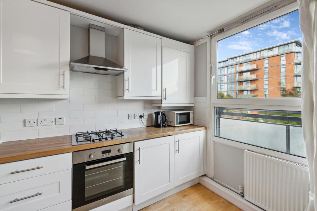 Apartment in London - View 2