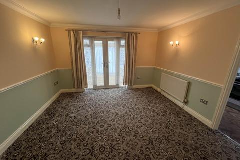 2 Campden Way, Dagenham, RM8 2JF