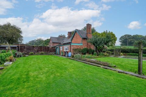 2 bedroom cottage for sale, Berry Lane, Upton Warren, Bromsgrove, B61 9EX