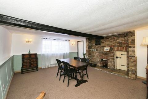 3 bedroom cottage for sale, Low Cross, Peterborough PE7