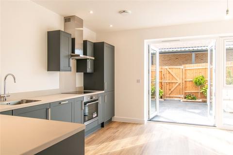 4 bedroom end of terrace house for sale, Saffron Way, Cambridge, Cambridgeshire, CB1