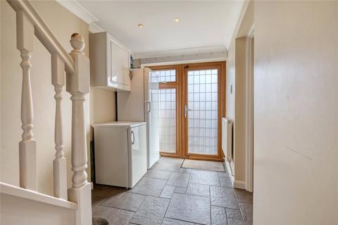 97 Randall Drive, Hornchurch, RM12 6TA