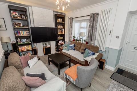 13 Elmscott Road, Bromley, BR1 4RJ