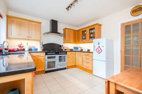 undefined, Hadmans Close, Horsham, RH12