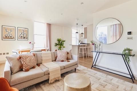 2 bedroom apartment for sale, Atheldene Road, London