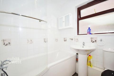 3 bedroom terraced house to rent, Samuel Road Portsmouth PO1