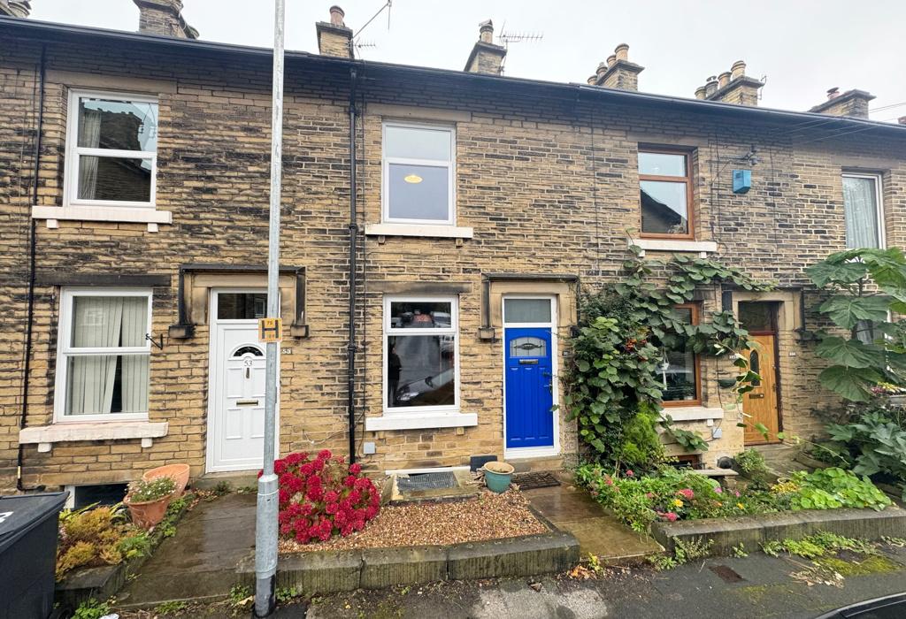Clifton Place, Shipley, West Yorkshire 2 bed terraced house for sale £160,000