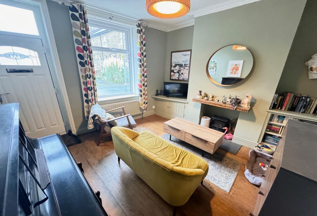 Clifton Place, Shipley, West Yorkshire 2 bed terraced house for sale £160,000