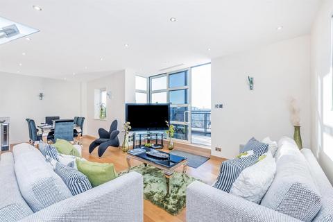 3 bedroom flat to rent, Consort Rise House, 203 Buckingham Palace Road, Belgravia, London SW1W