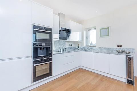 3 bedroom flat to rent, Consort Rise House, 203 Buckingham Palace Road, Belgravia, London SW1W