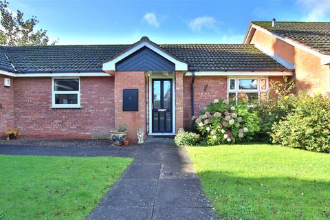 2 bedroom sheltered housing for sale, Shephard Mead, Tewkesbury