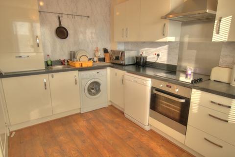 3 bedroom terraced house to rent, Chester Pike, The Rise, Newcastle upon Tyne, NE15