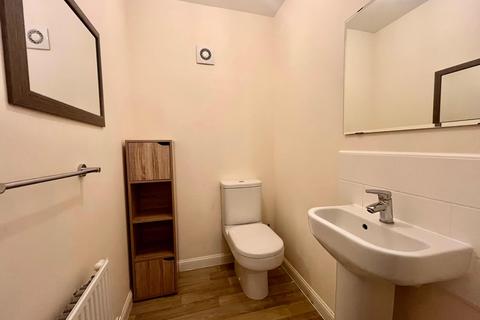 3 bedroom terraced house to rent, Chester Pike, The Rise, Newcastle upon Tyne, NE15