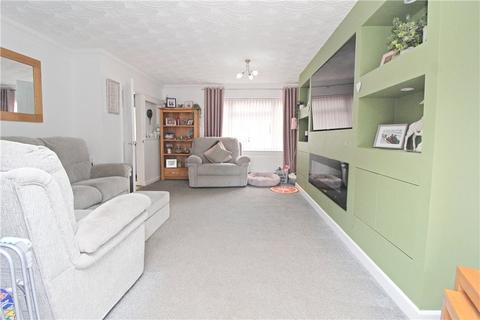 4 bedroom detached house for sale, Lothian Close, Bletchley, Milton Keynes