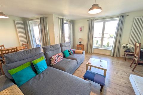 3 bedroom flat to rent, East Pilton Farm Crescent, Fettes, Edinburgh, EH5