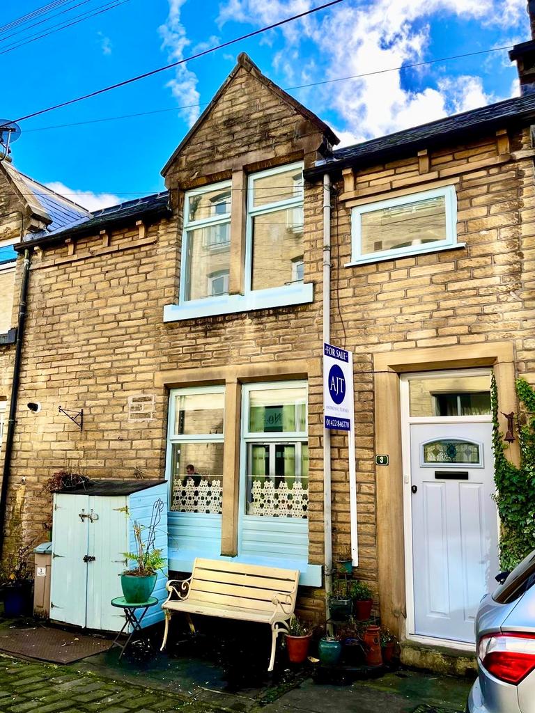 3 Brunswick Street, Hebden Bridge... 3 bed terraced house for sale £
