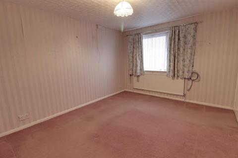 2 bedroom semi-detached house for sale, Brook Close, Crewe