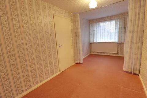 2 bedroom semi-detached house for sale, Brook Close, Crewe