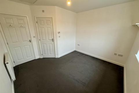 2 bedroom apartment to rent, St. Mawgan Street Kingsway, Quedgeley GL2