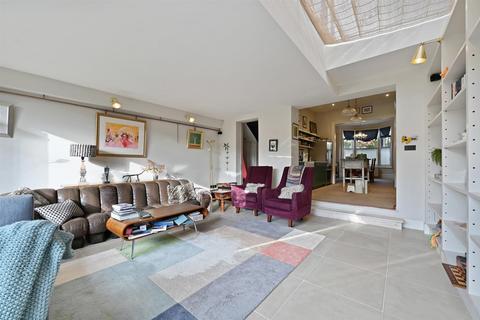 5 bedroom house to rent, Pennard Road, London, W12