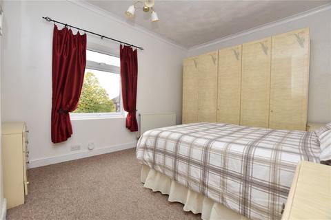 69 Bradford Road, Tingley, Wakefield, WF3 1RP