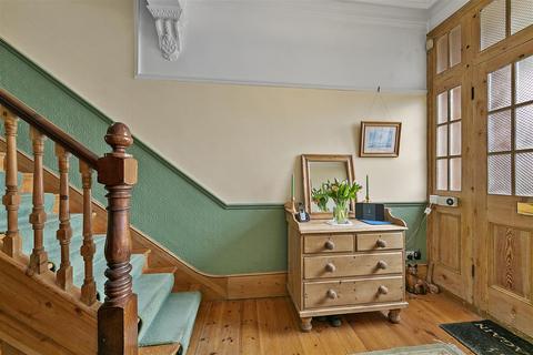 4 bedroom house for sale, Victoria Road, Teddington