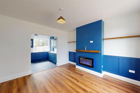3 bedroom terraced house for sale, Beacon Road, Wibsey, Bradford