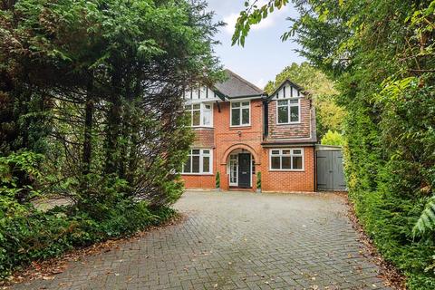 4 bedroom detached house for sale, Bournemouth Road, Chandler's Ford