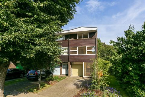 3 bedroom townhouse for sale, Holmesdale Road, Teddington