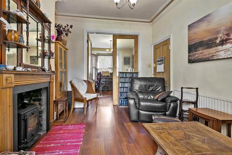 2 bedroom house for sale, Waldegrave Road, Teddington