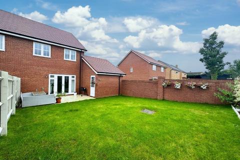 3 bedroom semi-detached house for sale, Ingle Crescent, Potton SG19