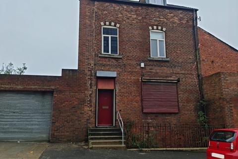 4 bedroom maisonette to rent, Villiers Street South, Sunderland, Tyne and Wear, SR1